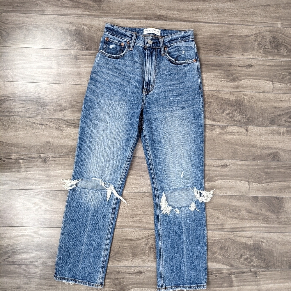 Abercrombie & Fitch Ankle Straight Jeans Size 25